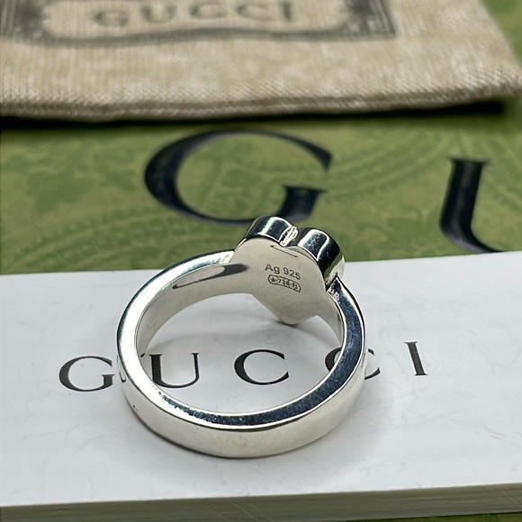 🔥❤️ TRADEMARK RING WITH HEART PENDANT - Picture 2 of 7